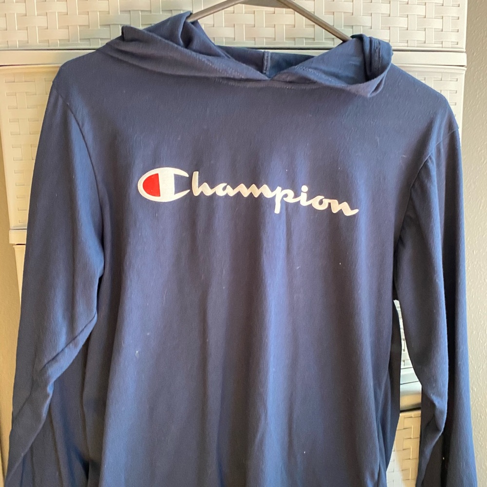 Champion pull over